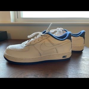 Nike Air Force Ones blue insole size 3Y
